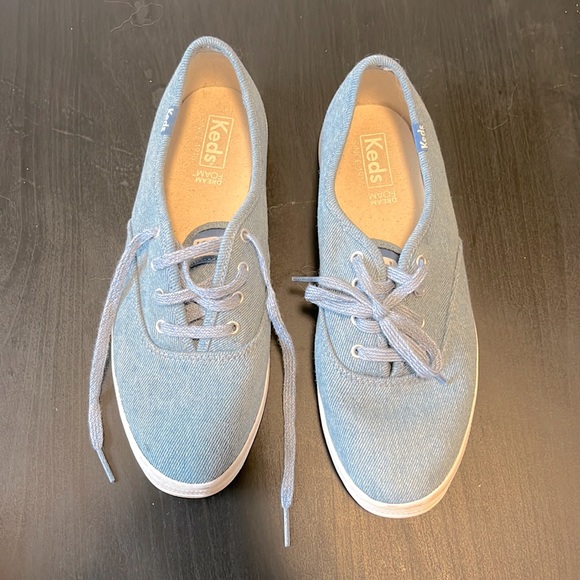 Keds size 7 - Picture 2 of 5